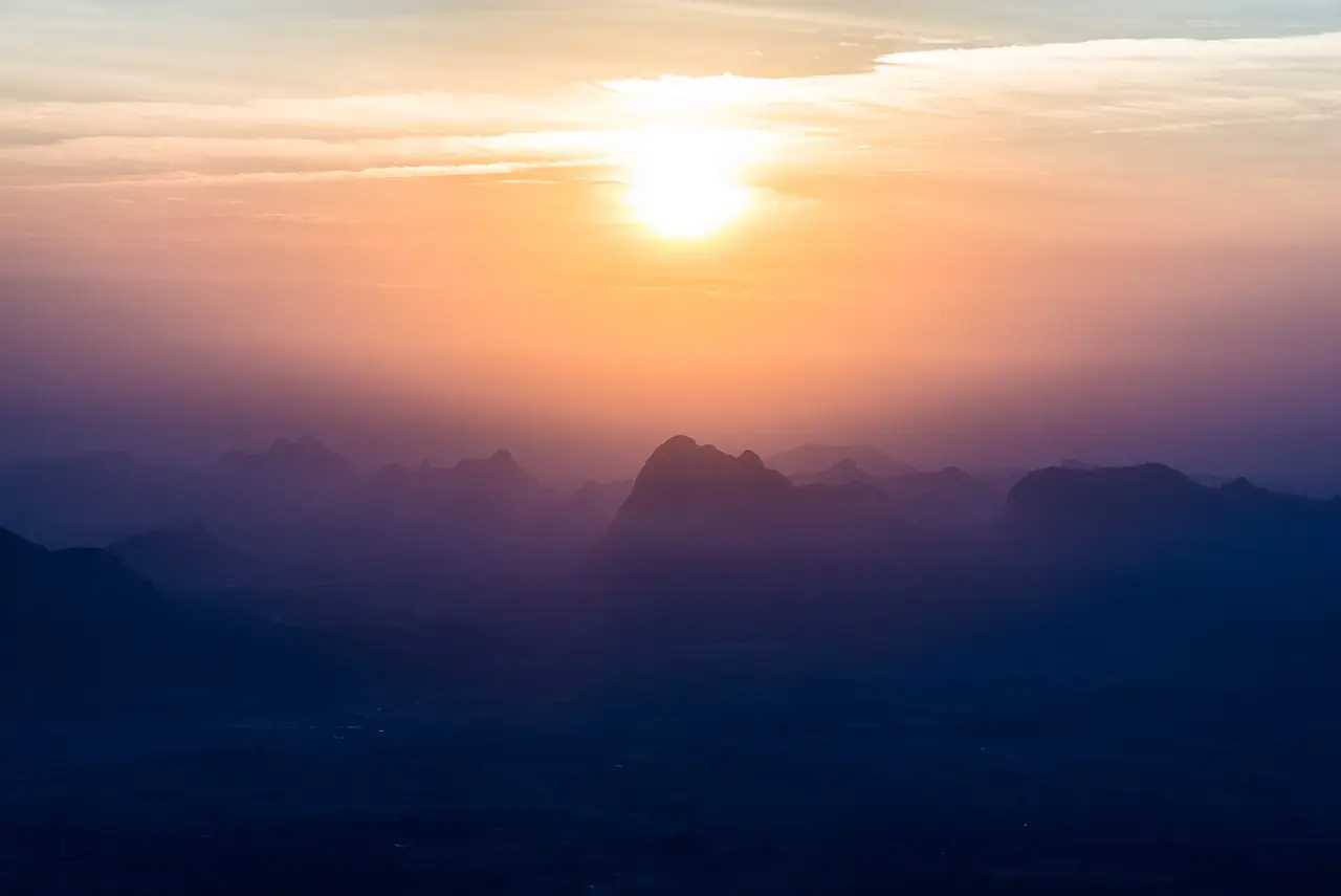 ภาพเลย: ภูกระดึง 2569-70: ค่าเข้า เวลาขึ้นเขา จองที่พัก ช้างป่า