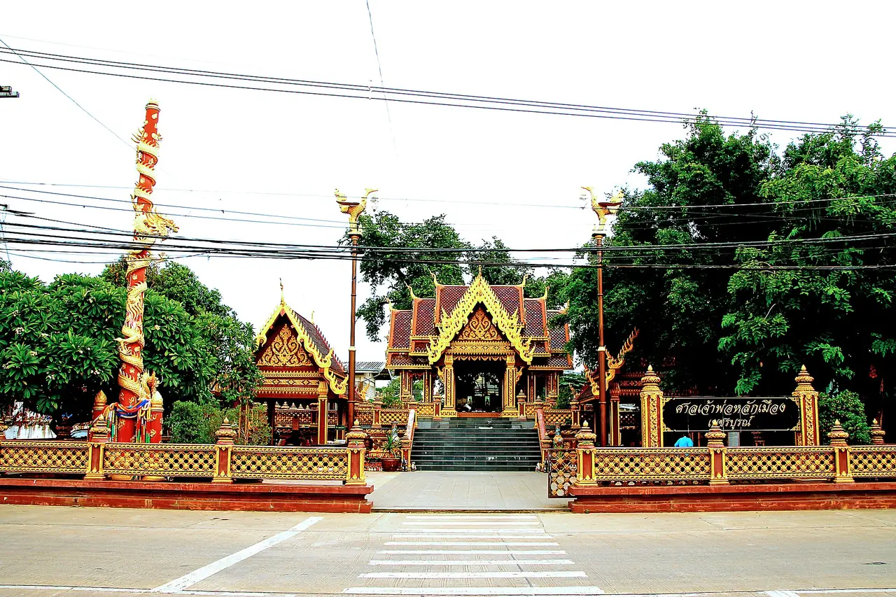 ภาพเพชรบูรณ์: ไปเพชรบูรณ์ เขาค้อ ศรีเทพ รถทัวร์ รถยนต์ บิน แผนเที่ยว
